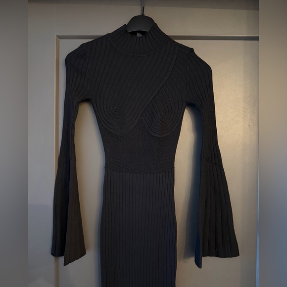 Hera Collection Dresses & Skirts - NWT Hera Black Long Sleeve Knit Dress Unique Sexy size Small
